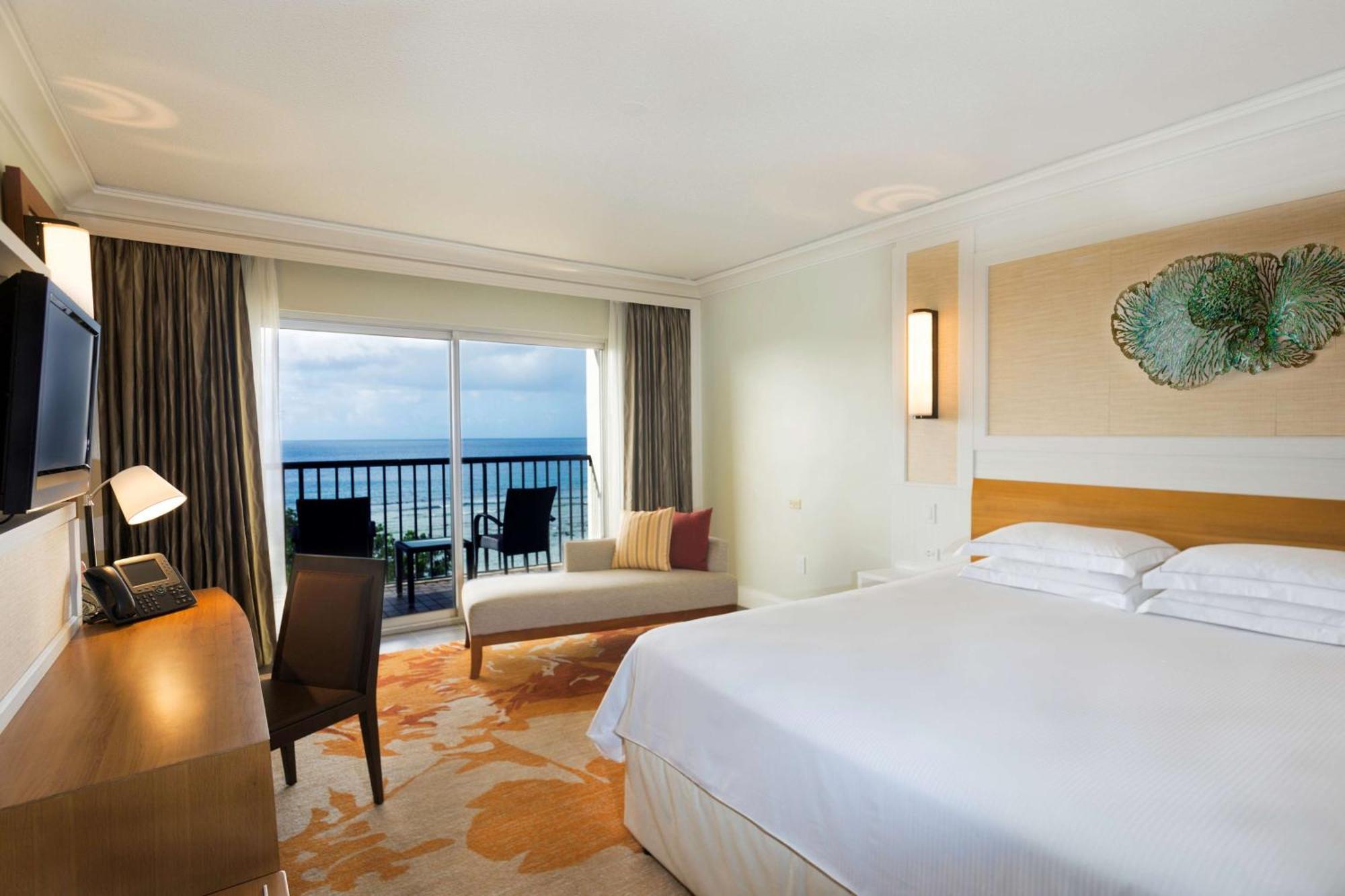 Ocean King Room Lounge Access
